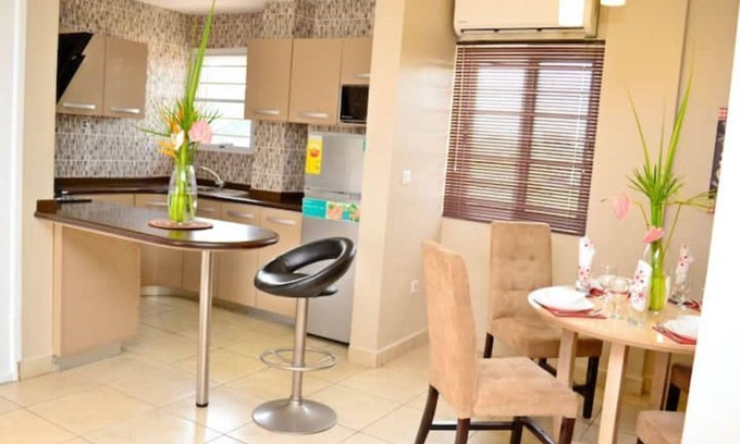 Kokomlemle Apartment | Convenient 2BDR Apartment Near Kwame Nkrumah Memorial Park