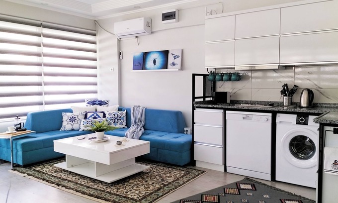 Antalya City Centre Apartment | 15 Minutes to the Beach /Garden Apartment