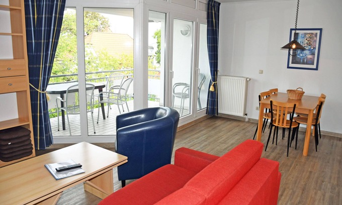 Gohren Apartment | Cozy 3-Room Apartment with Balcony in Göhren