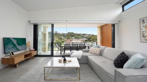 Terrigal House | Experience The Ash Apartments Near the Beach for Families