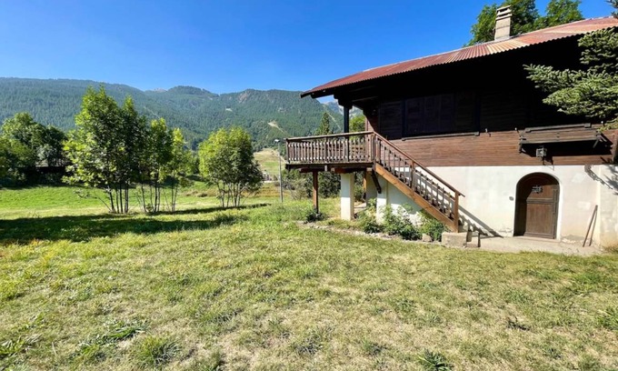 La Salle-les-Alpes Ski Chalet | 150 m² Chalet ∙ 4 bedrooms ∙ 10 guests