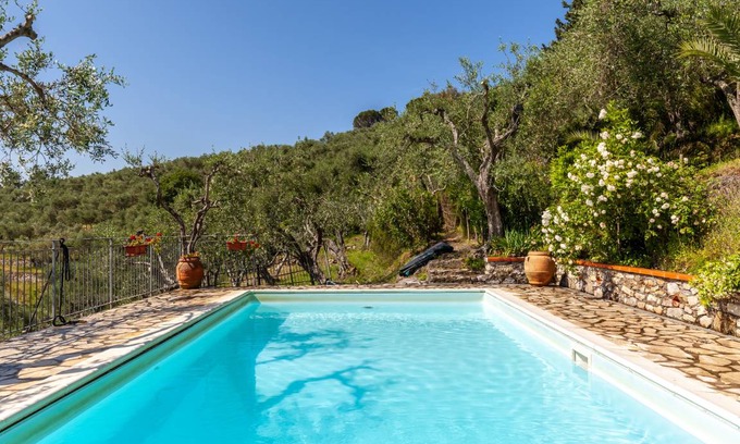 Calci Villa | 150 m² Villa ∙ 3 bedrooms ∙ 8 guests