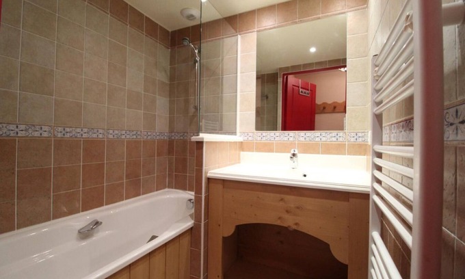 Val Cenis Apartment | Cozy Retreat with Mountain View, Pool & Fitness Center
