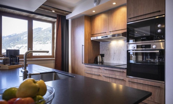Lanslevillard Apartment | 150m from resort center, fitness, swimming pool, sauna, hammam, balcony, fireplace or stove, tv