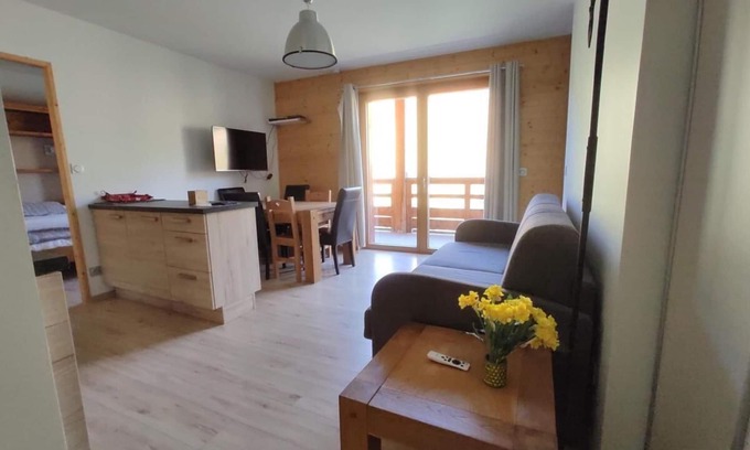 Les Claux Apartment | Premier Vars Stay: Pool, Balcony & 10/10 Guest Rating