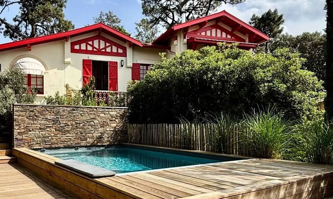 Soulac-sur-Mer Villa | 157 - Charming Baskenhaus mit privatem Pool