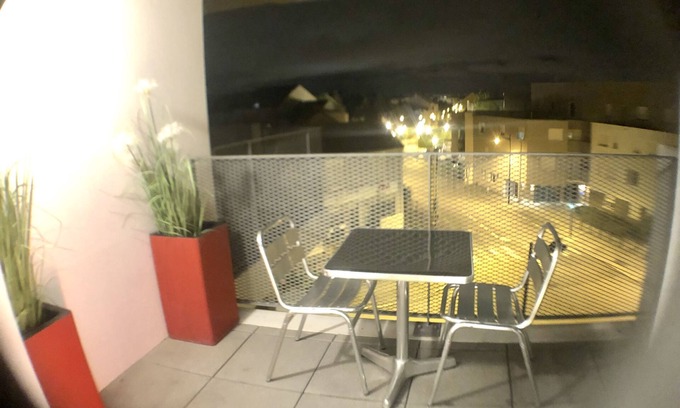 Bourg-Solvardiere Apartment | Convenient T2 Near Nantes with Balcony & Great Amenities