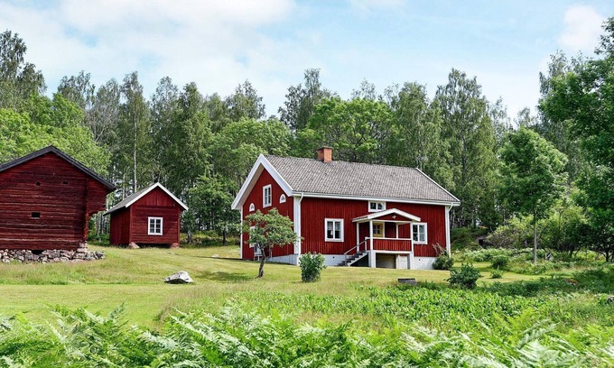 Palsboda House | Spacious Holiday Home for 16 in PÅLSBODA with Kitchen