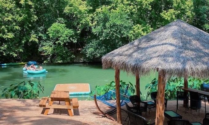 Sutherland Springs Cabin | Discover Son's Rio Cibolo Safari Cabin with Pool & Spa