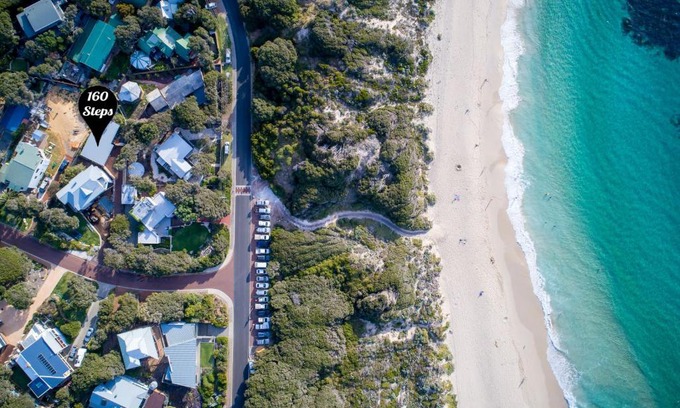 Yallingup House | Steps from Yallingup Beach with Oceanfront Views