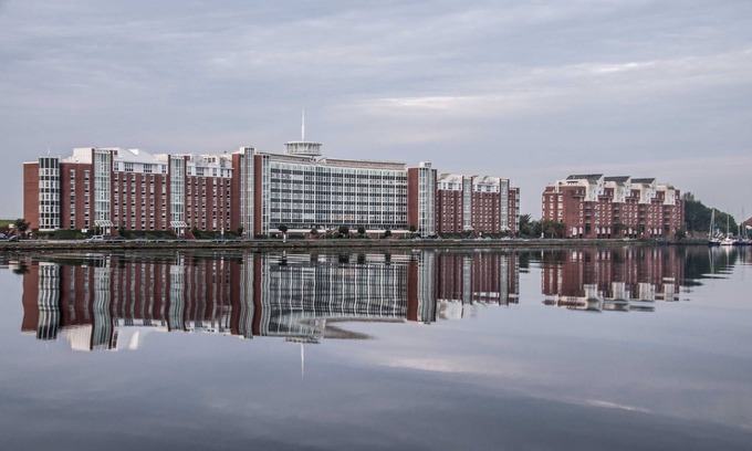 Innenhafen Apartment | Seeteufel Holiday Apartment: Oceanfront Living Awaits You