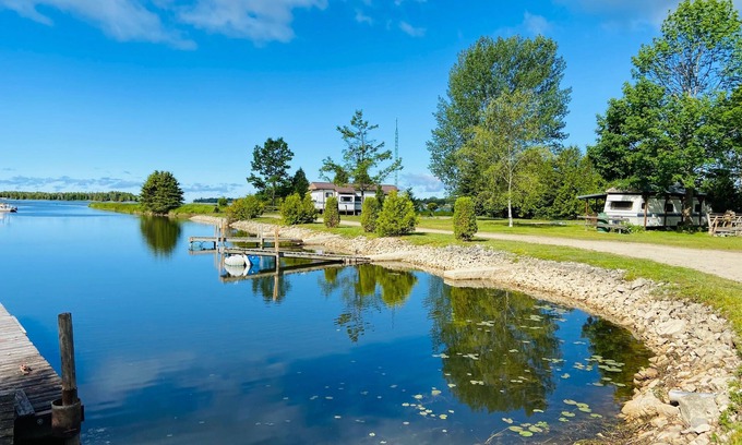 Stokes Bay House | Waterview Retreat with Top Guest Ratings & Family-Friendly Perks