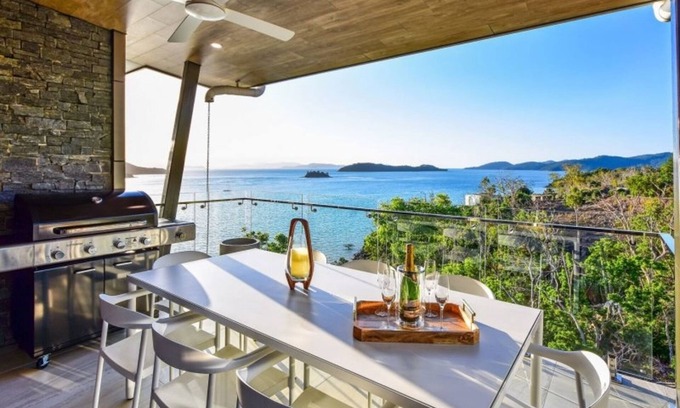 Hamilton Island Apartment | Discover Hidden Cove on Beautiful Hamilton Island