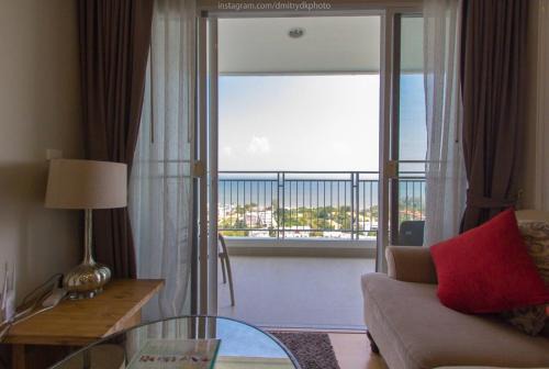 Hua Hin House | Seaview 2BR Apartment with Pool Access in Hua Hin Beach