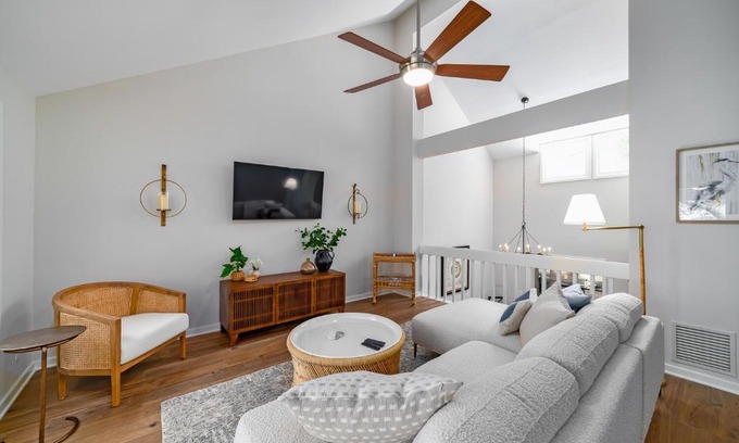Seabrook Island House | Top-Rated 1714 Shelter Cove Villa with Pool & Pet-Friendly