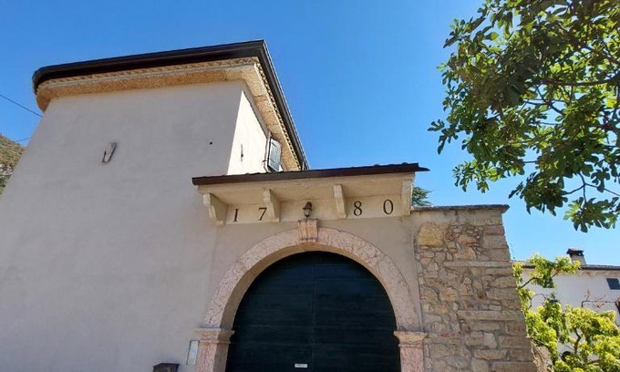 Caprino Veronese Apartment | Oceanfront 1780 Apartments - Guest Rated 9.8/10