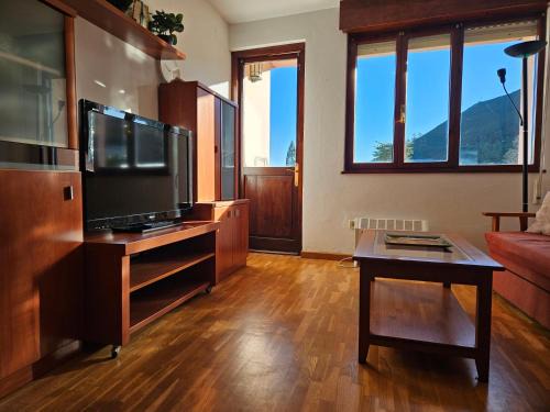 Prado Apartment | Family-Friendly 17C01 Apartamento Caravia with Pet Access