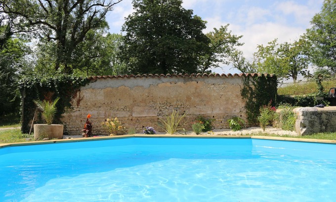 Montboyer Cottage | Historic 17th Century Cottage with Pool & Spa Amenities