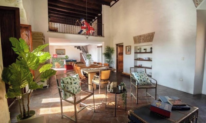 El Carmen House | 17th Century “House of the Virgin” 5 Beds + Parking