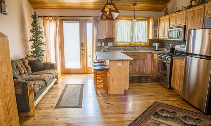 Afton Condo | Cozy 1 Bedroom Loft Condos at The Mountain Inn - Top Rated