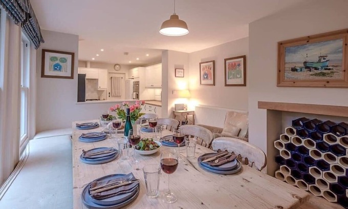 Aldeburgh House | Pet-Friendly Retreat at 18 Hartington in Aldeburgh