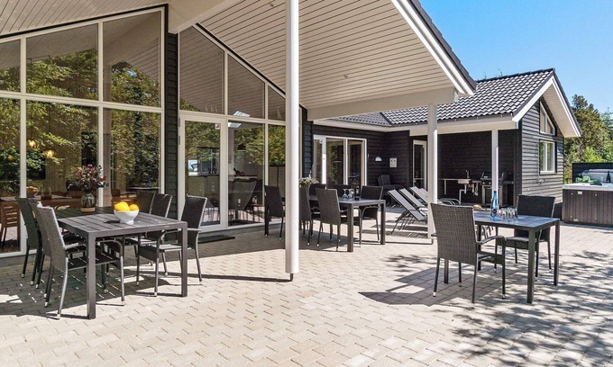 Torup Strand House | Ideal 18-Person Holiday Home in Fjerritslev with Pool & Spa
