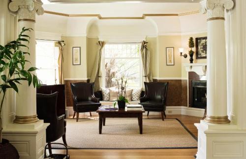 Napa Bed & Breakfast | Experience 1801 First Luxury Inn: Guest Rated 10/10 Stay