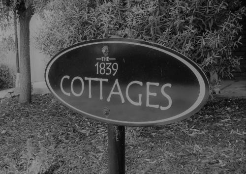 Willunga Bed & Breakfast | Cozy 1839 Cottages: Top-Rated Stay with Breakfast Included