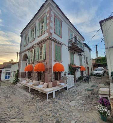 Ayvalik Villa | Discover To Spiti by Cunda.da 1874: Beachfront Bliss Await