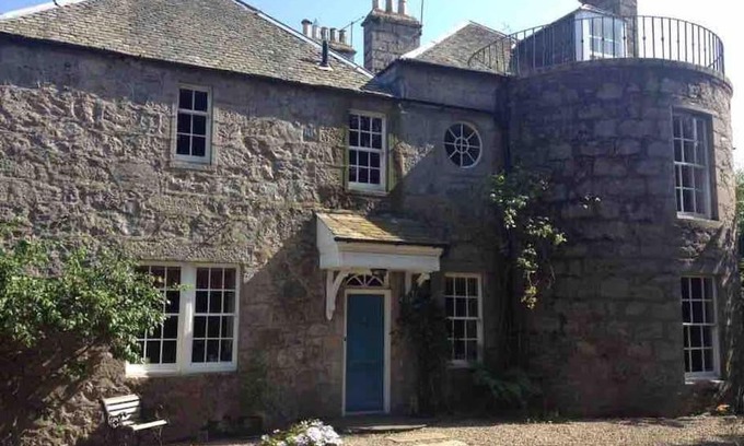 Netherley House | Historic 18th Century Manor with Sauna & Pet-Friendly Stay