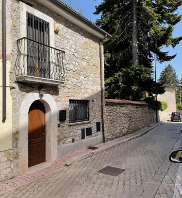 Alfedena House | Historic Samnium Stone Residence with Family-Friendly Amenities