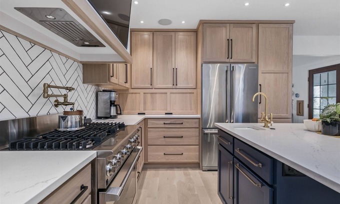 North End House | Inviting 18th St Beautiful Home with Pool & Pet-Friendly Stay