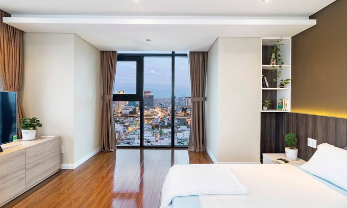District 1 Apartment | Galaxy Penthouse with Captivating City Views & Pool