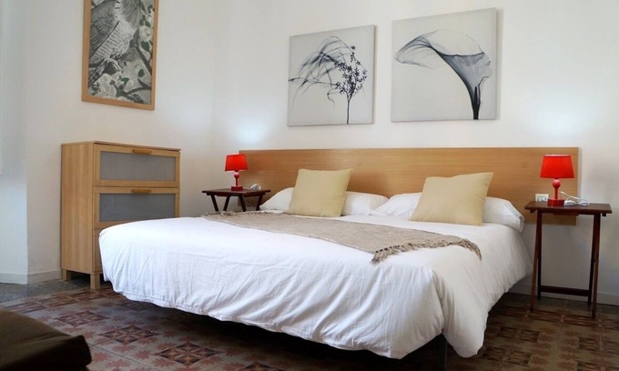Tarragona Apartment | Cozy 19 Apartment with Spa and Kitchen in the City