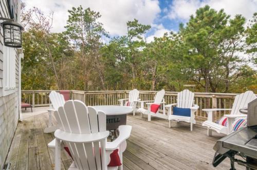 East Sandwich House | Pet-Friendly Getaway at 19 North Shore Boulevard, Cape Cod