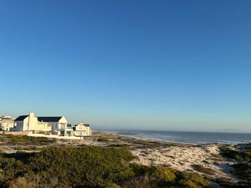 Yzerfontein House | Relax in 19 Ocean Villas – A Top-Rated 4-Star Escape