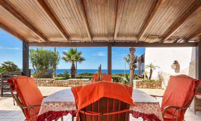 Posto Rosso Villa | 1907 Villa Alma.1907 Villa Alma1907 Villa Alma1907 Villa Alma1907 Villa Alma1907 Villa Alma1907 ...