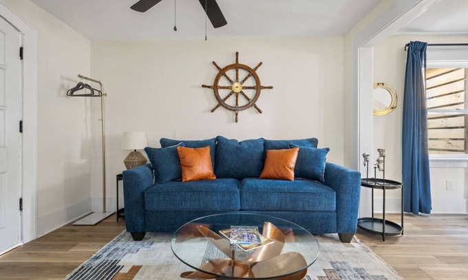 North Charleston Apartment | Cozy 1910 Calvert - Unit B: Pet Friendly with Breakfast