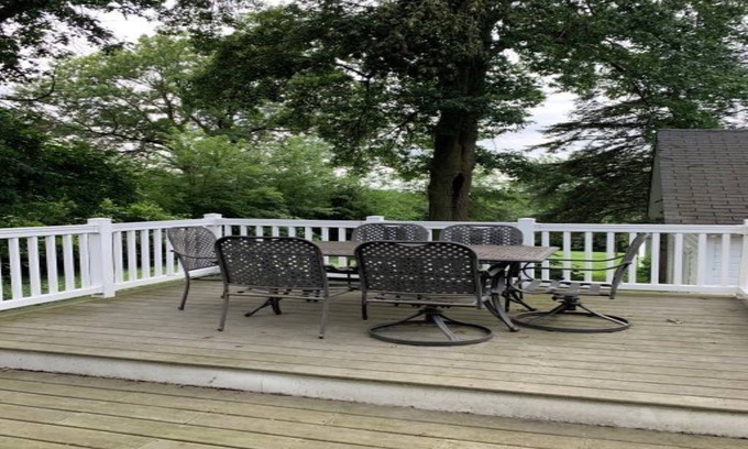 North Central Omaha House | Charming 1920's Farmhouse with Lake Views & Pet-Friendly Stay