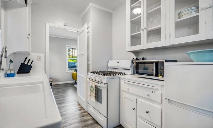 Bankers Hill House | Charming 1920's Craftsman Bungalow in Little Italy