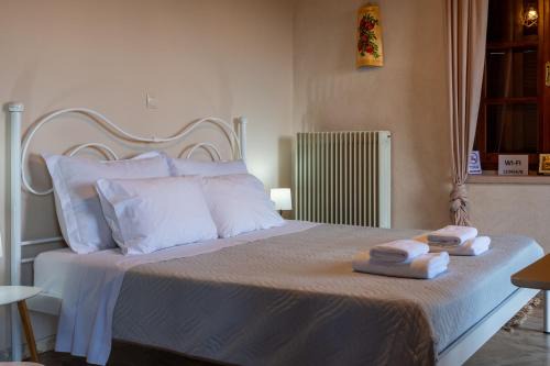 Agios Petros Apartment | Family-Friendly 1924 Studios: Guest Rated 9/10