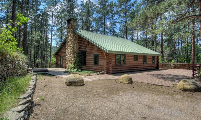 Keystone Cabin | 1927 Cabin of Keystone