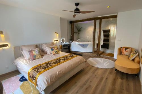Tulle Apartment | Discover 19A - The Seventh Heaven Cocoon with Hot Tub Bliss
