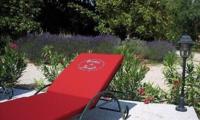 Eyguieres Cottage | Elegant 19th Century Provençal Bastide with Pool & Spa