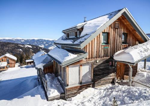 Bad Sankt Leonhard im Lavanttal Ski Chalet | Experience Nature at 1A Chalet '4 Jahreszeiten' with Hot Tub
