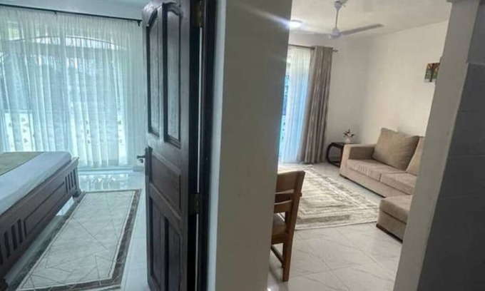 Malindi Apartment | 1BD Malindi: 15 Min Walk Beach