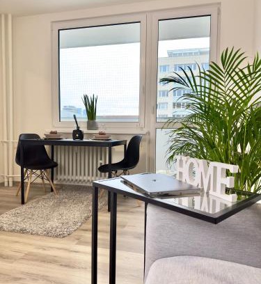 Podoli Apartment | 1BDR Dazzling Apartment only 8 min to Wenceslas Square