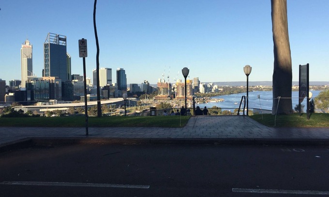 West Perth Apartment | 1bedroom extremely spacious 5*location kings park apartment. walk to CBD