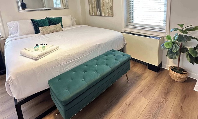 Downtown Atlanta Condo | Inviting Downtown Atlanta Condo with Great Amenities