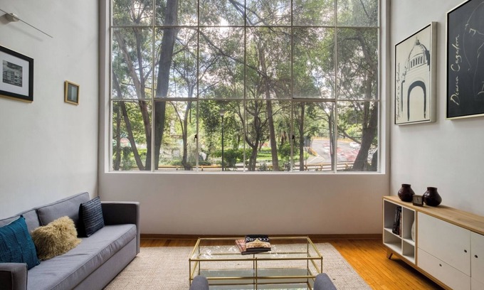Colonia Cuauhtemoc Apartment | 1BR Artist Den By Luis Barragan